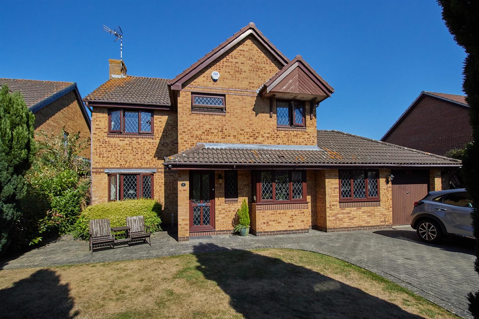 4 bed detached house for sale in Vilia Close, Burbage, Hinckley LE10