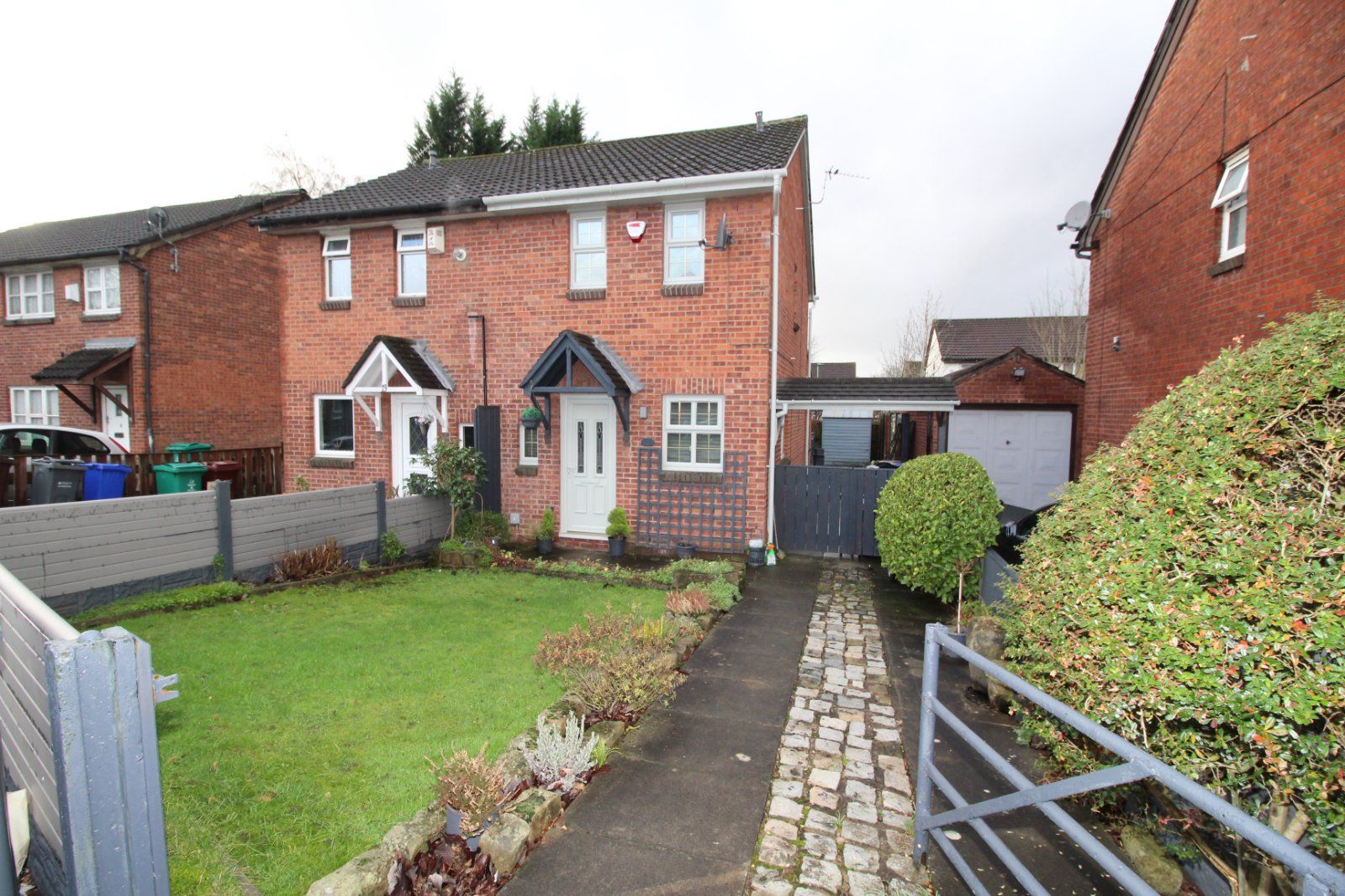 2 bed semidetached house for sale in Ellen Wilkinson Crescent
