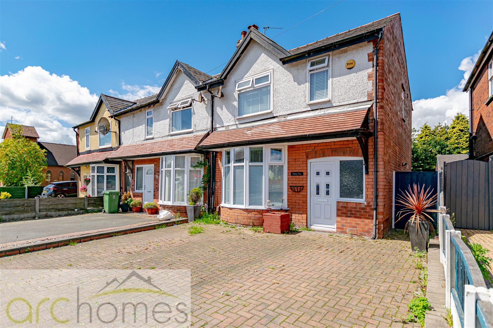 3 bed semidetached house for sale in Newbrook Road, Over Hulton