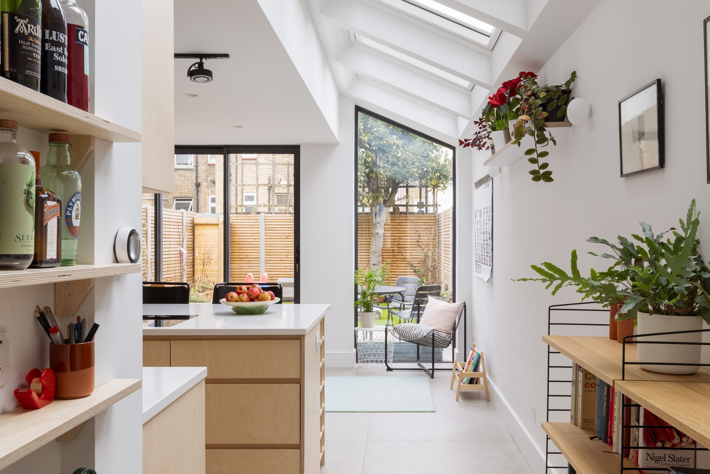 5 bed terraced house for sale in Pretoria Avenue, London E17 Zoopla