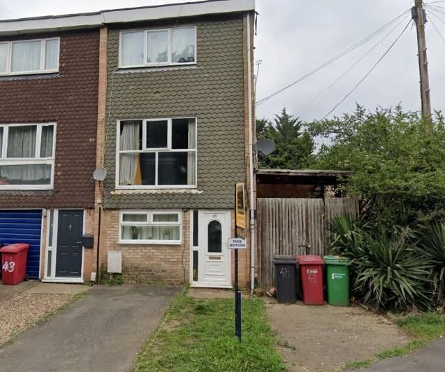 3 bed end terrace house for sale in Slough, Berkshire SL3 Zoopla