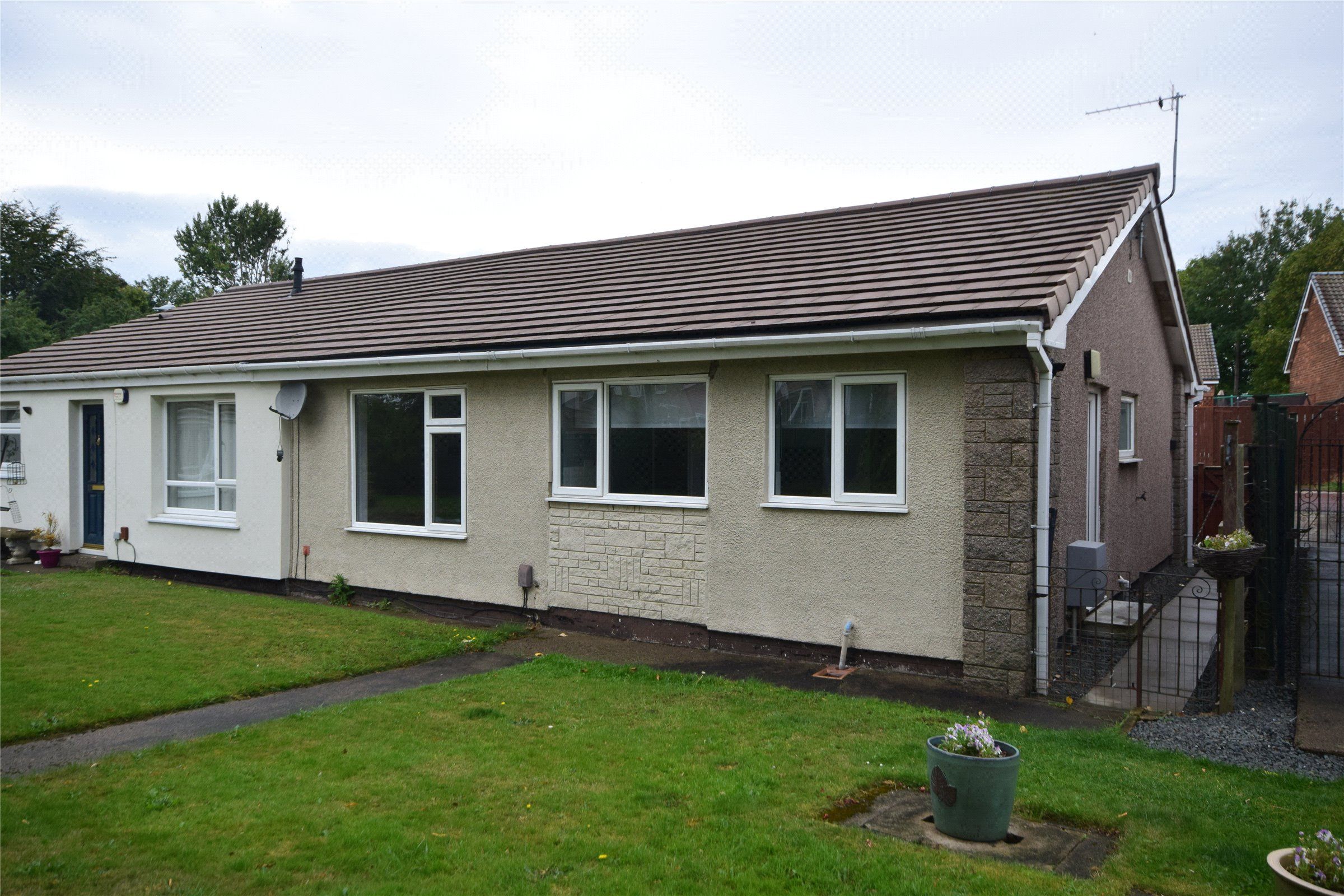 3 bed bungalow for sale in West Thorns Walk, Whickham, Newcastle Upon