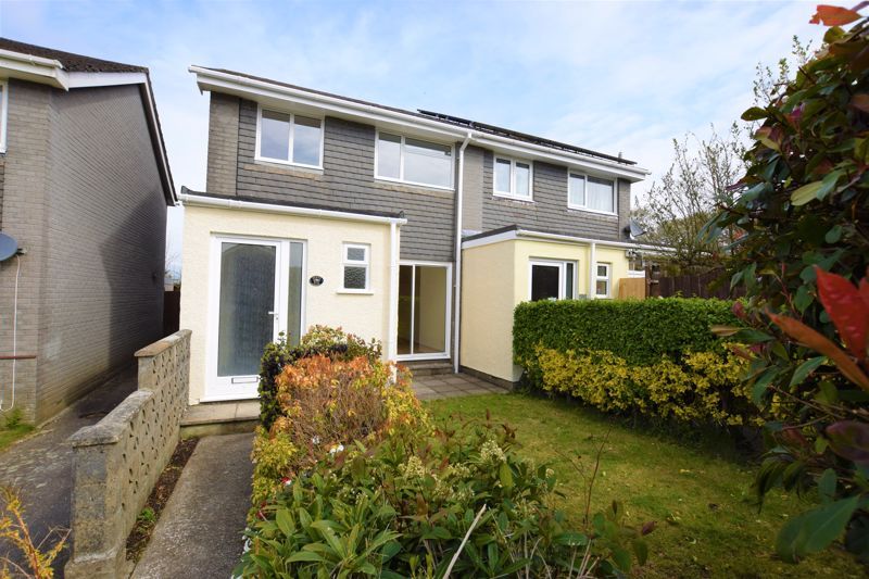 3 bed semidetached house for sale in Tor View, Tregadillett