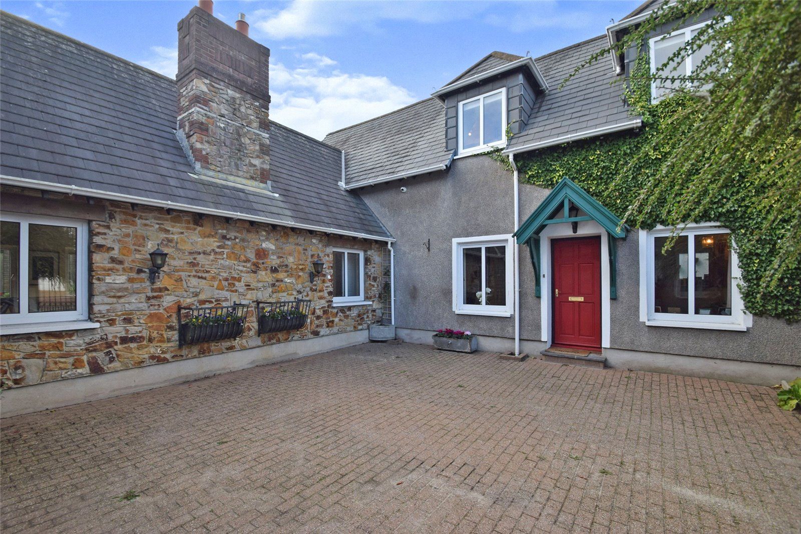 4 bed detached house for sale in Owls Lodge Lane, Mayals, Abertawe