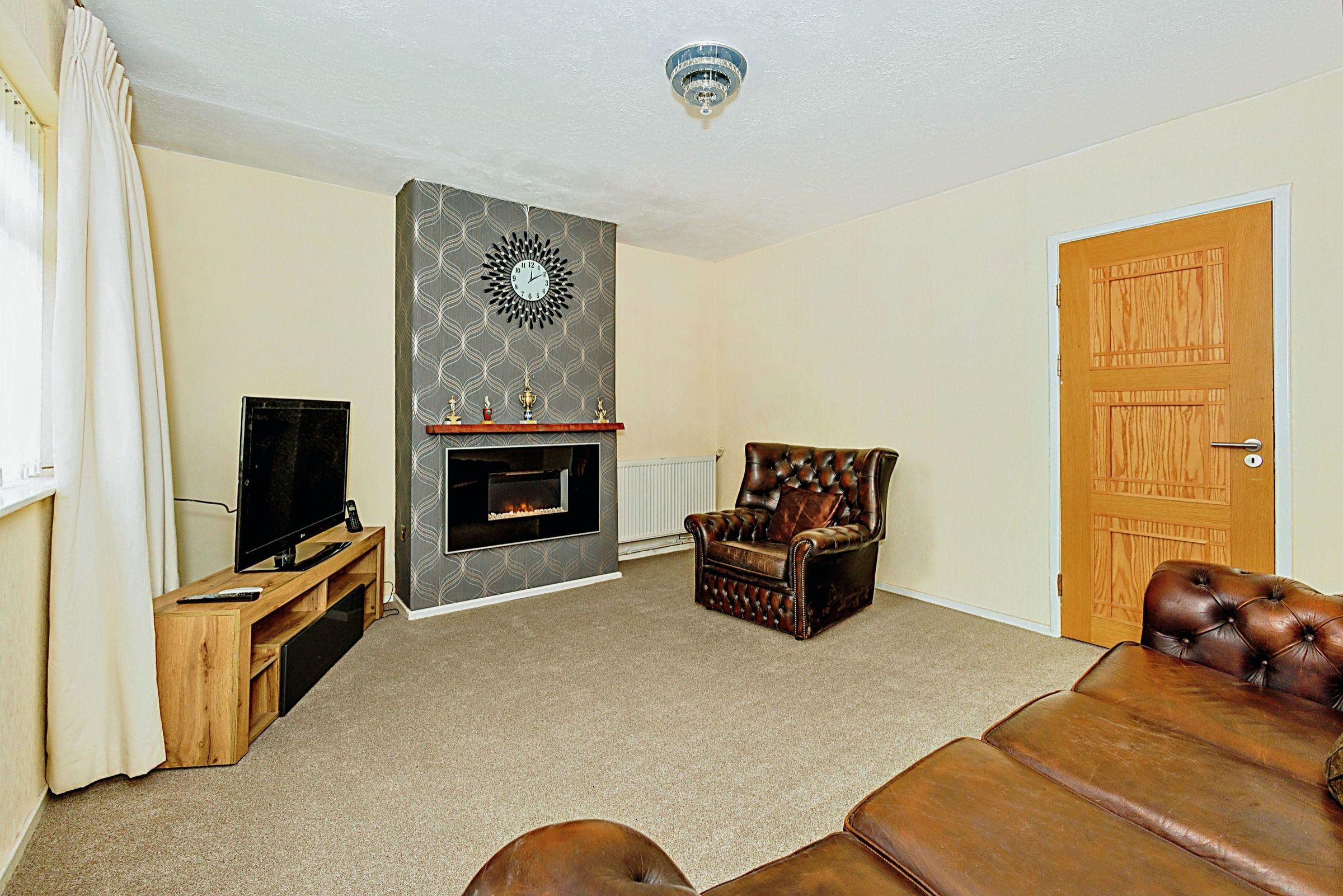 3 bed semidetached house for sale in Brixham Drive, Sale M33 Zoopla
