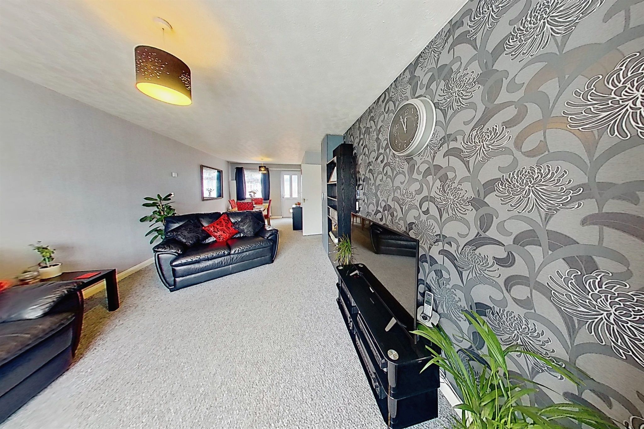 3 bed end terrace house for sale in Lomond Road, Piccotts End, Hemel