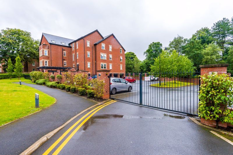 Grammar School Gardens, Ormskirk L39  