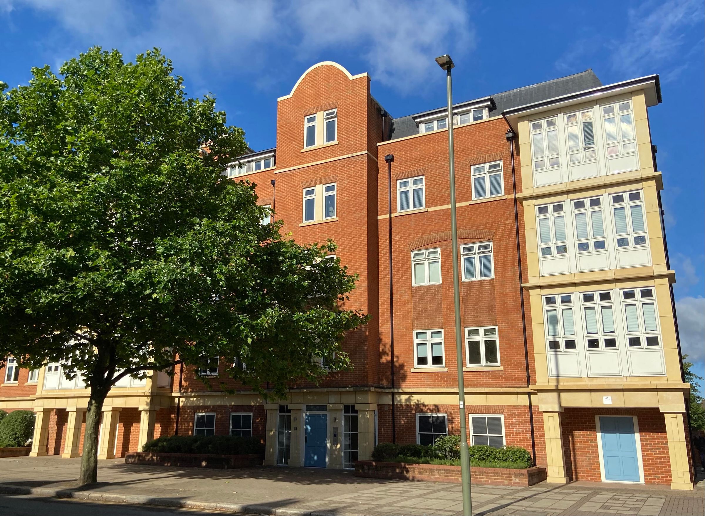 Hurley Court, Barnet N12  