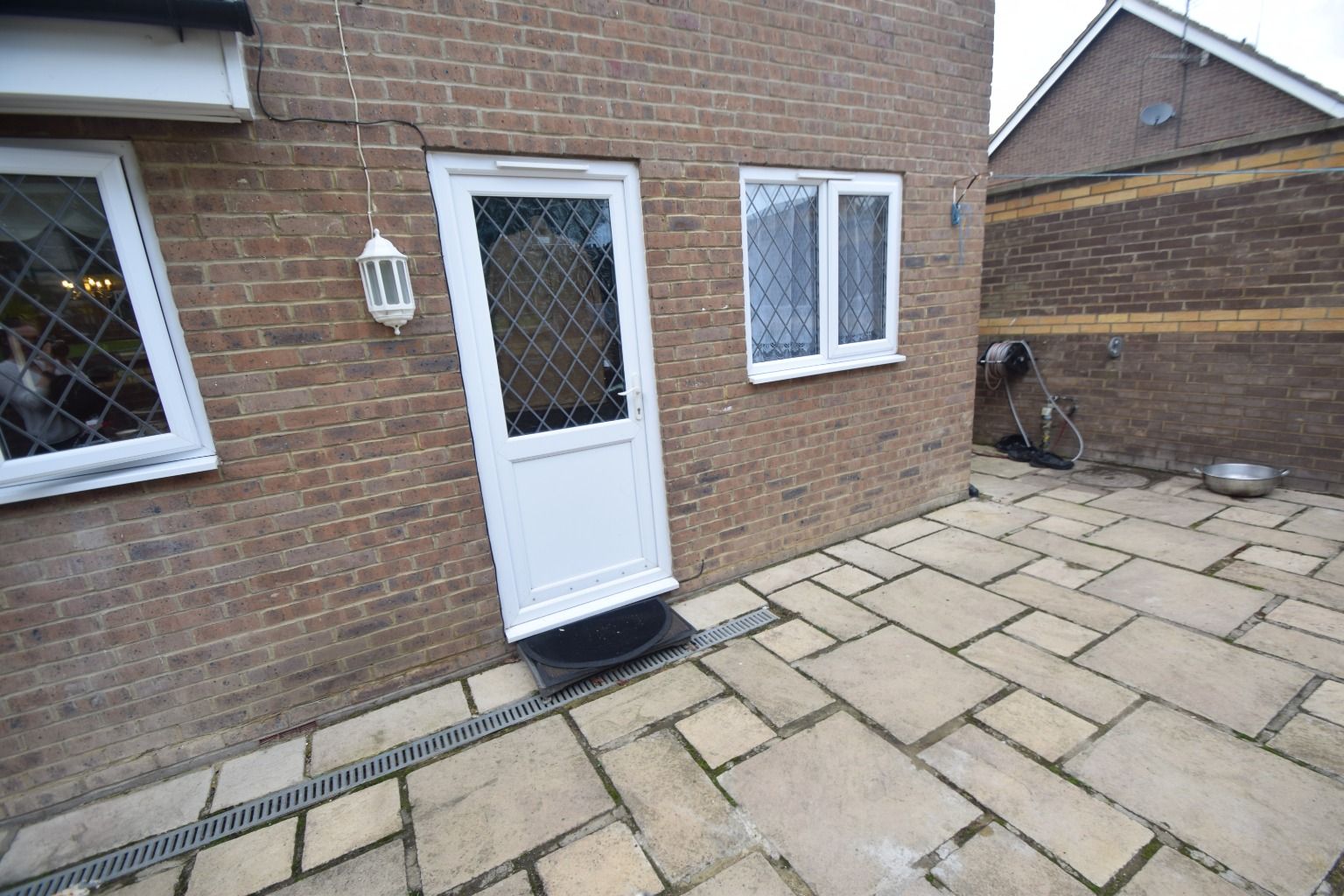 Studio to rent in Old Bedford Road, Luton, Bedfordshire LU2 Zoopla