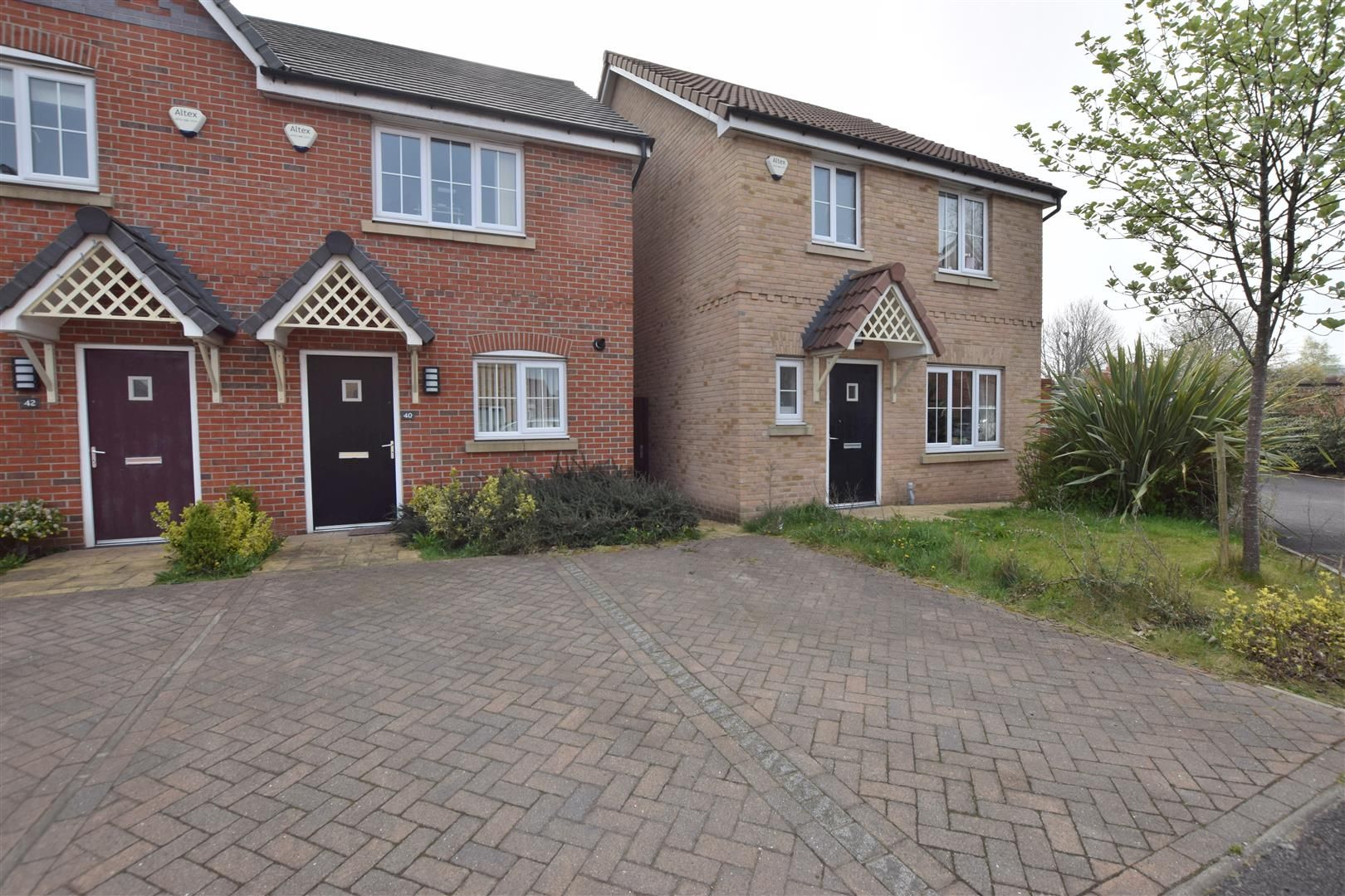 2 bed property to rent in Trippear Way, Heywood OL10 Zoopla
