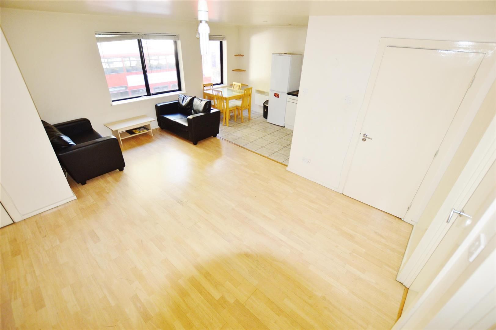 2 bed flat to rent in Barking Road, London E13 Zoopla