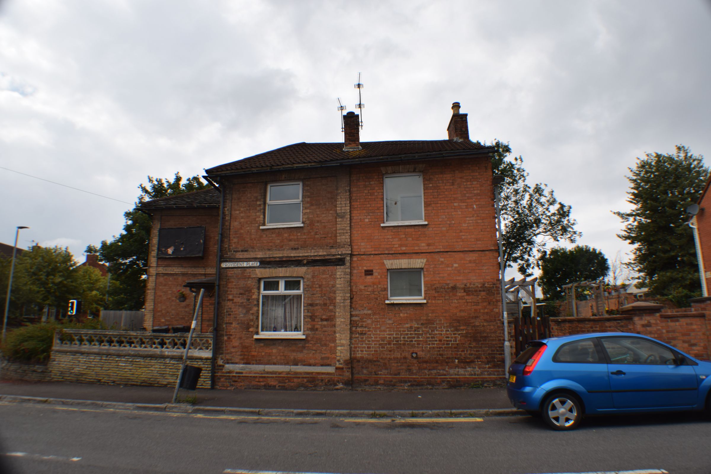 2 bed flat to rent in Wembdon Road, Bridgwater TA6 Zoopla