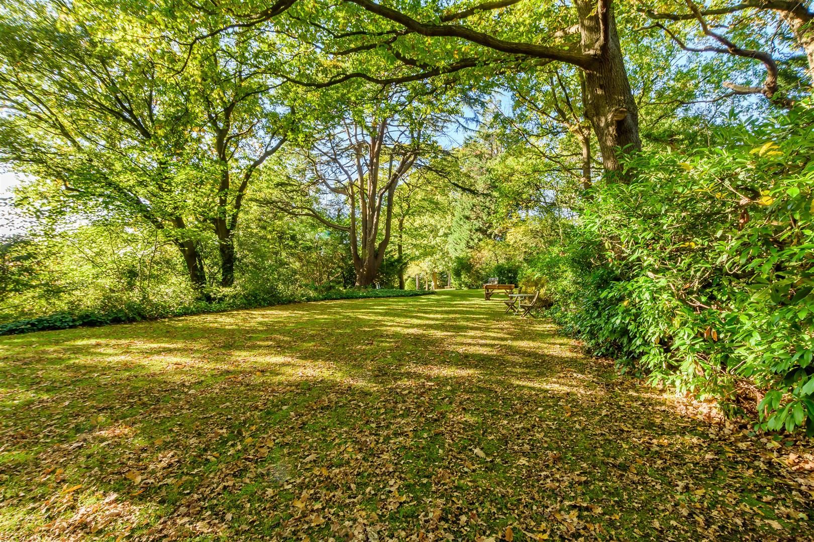 2 bed flat for sale in Hatton Court, Lubbock Road, Chislehurst BR7 Zoopla