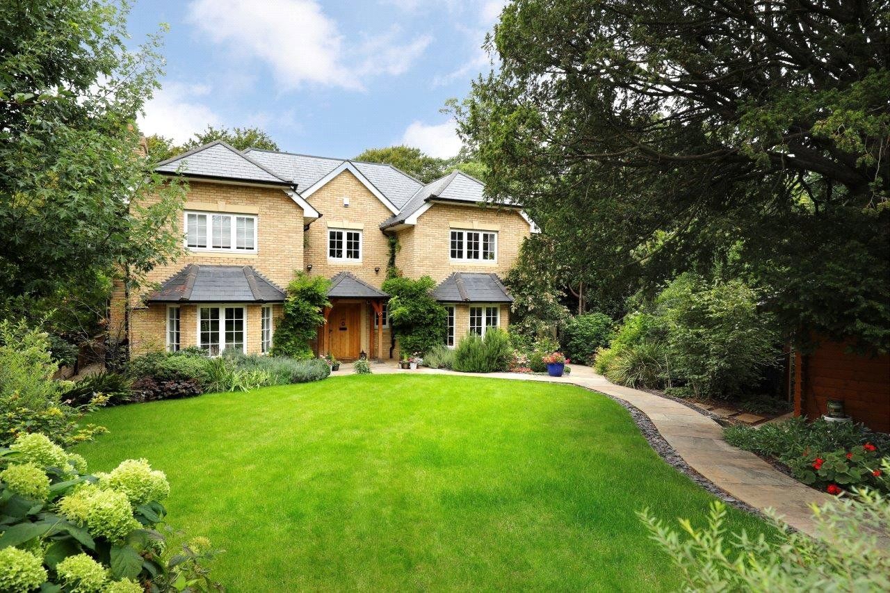 Woodview Close, Kingston Vale, London SW15