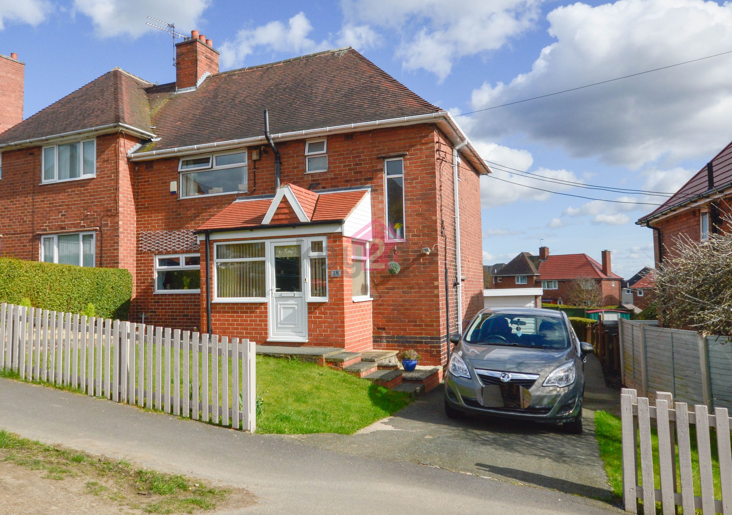 3 bed semidetached house for sale in Elm Crescent, Mosborough