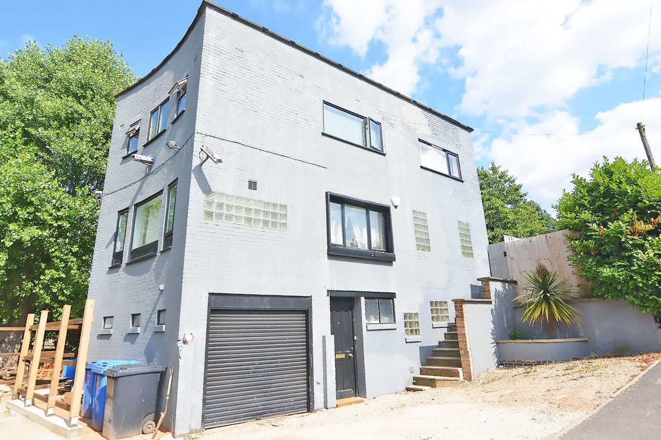 Manor Road, Littleover, Derby, Derbyshire DE23  
