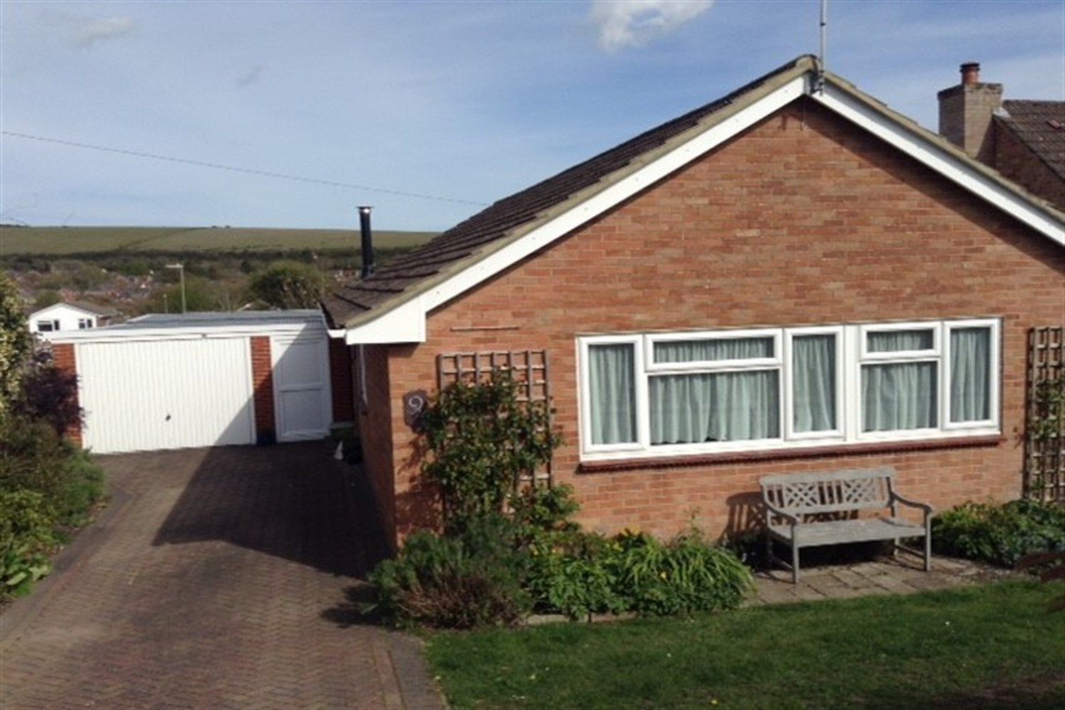 Houses For Sale New Road Clanfield at Larry Garcia blog