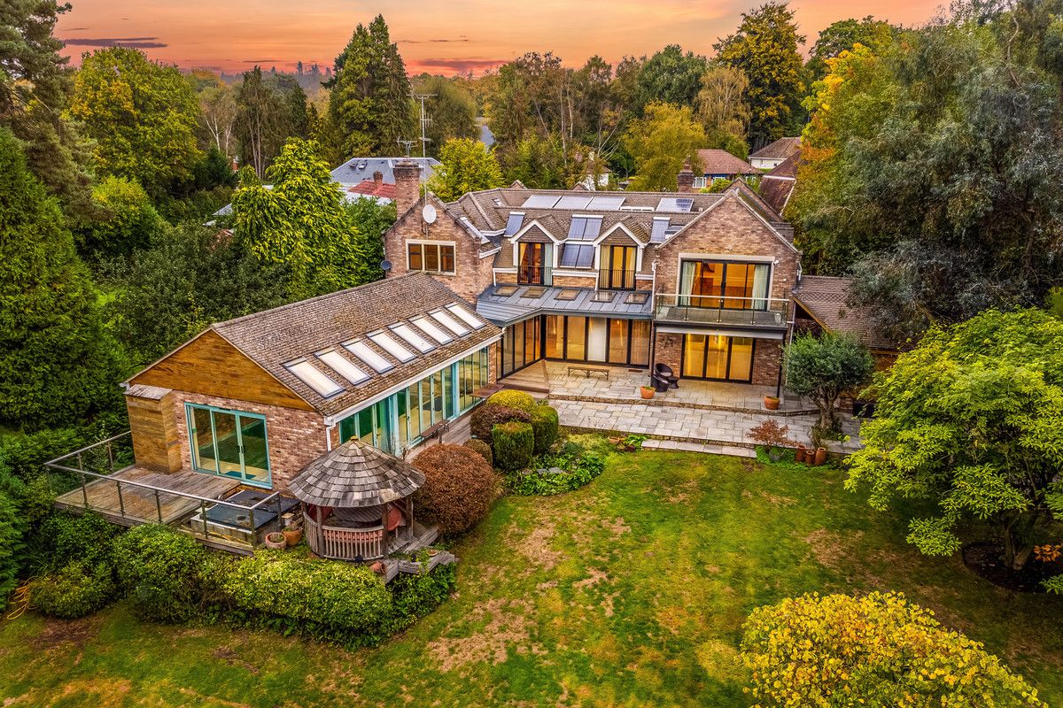 6 bed detached house for sale in Gorse Hill Lane, Virginia Water GU25