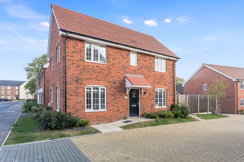 Daffodil Crescent, Forge Wood, Crawley, West Sussex RH10  