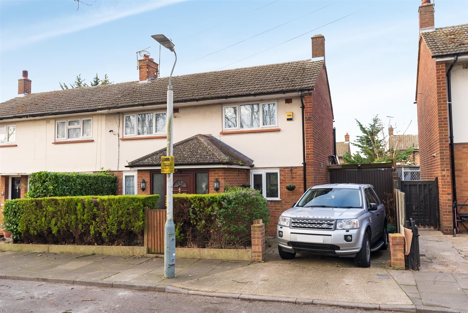 3 bed semidetached house for sale in Little Benty, West Drayton UB7 Zoopla