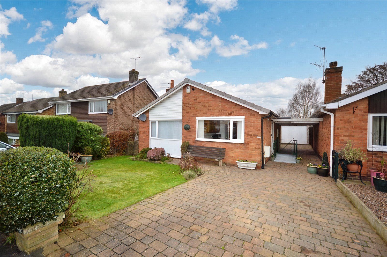 2 bed bungalow for sale in Cotswold Drive, Garforth, Leeds, West