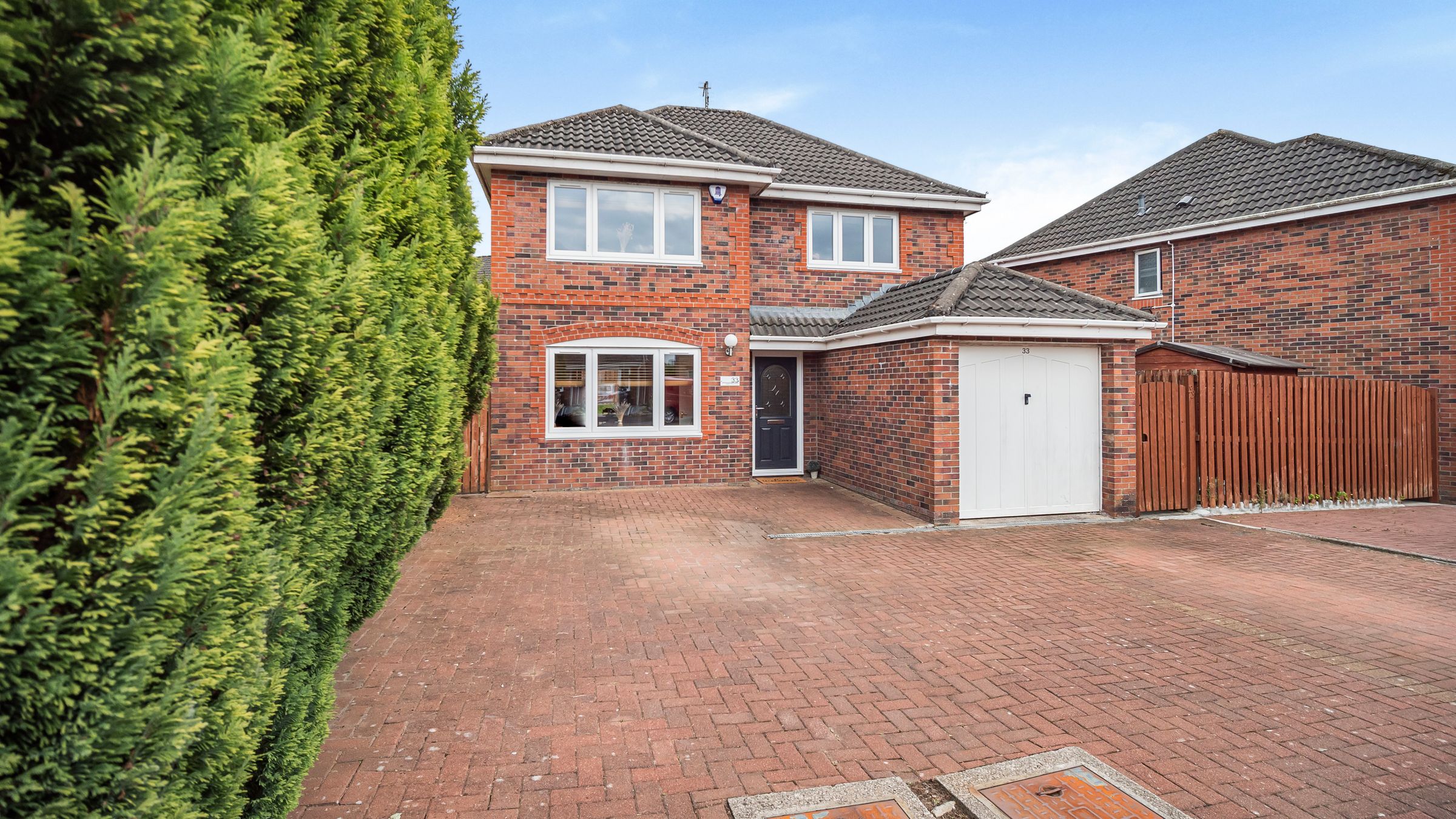 4 bed detached house for sale in Leglen Wood Drive, Robroyston, Glasgow G21 Zoopla