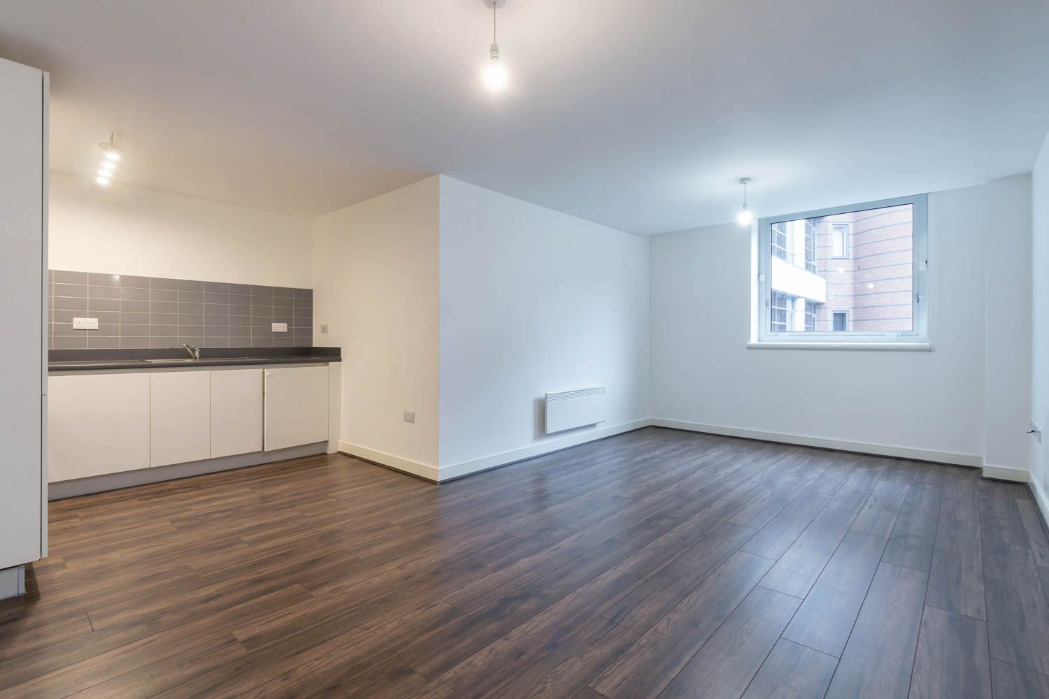 2 bed flat to rent in The Landmark, Waterfront West, Brierley Hill DY5