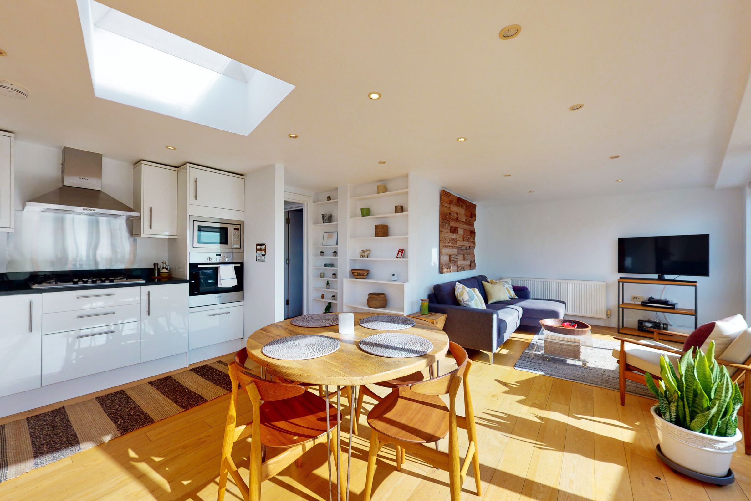 2 bed flat to rent in Dunston Road, London E8 Zoopla