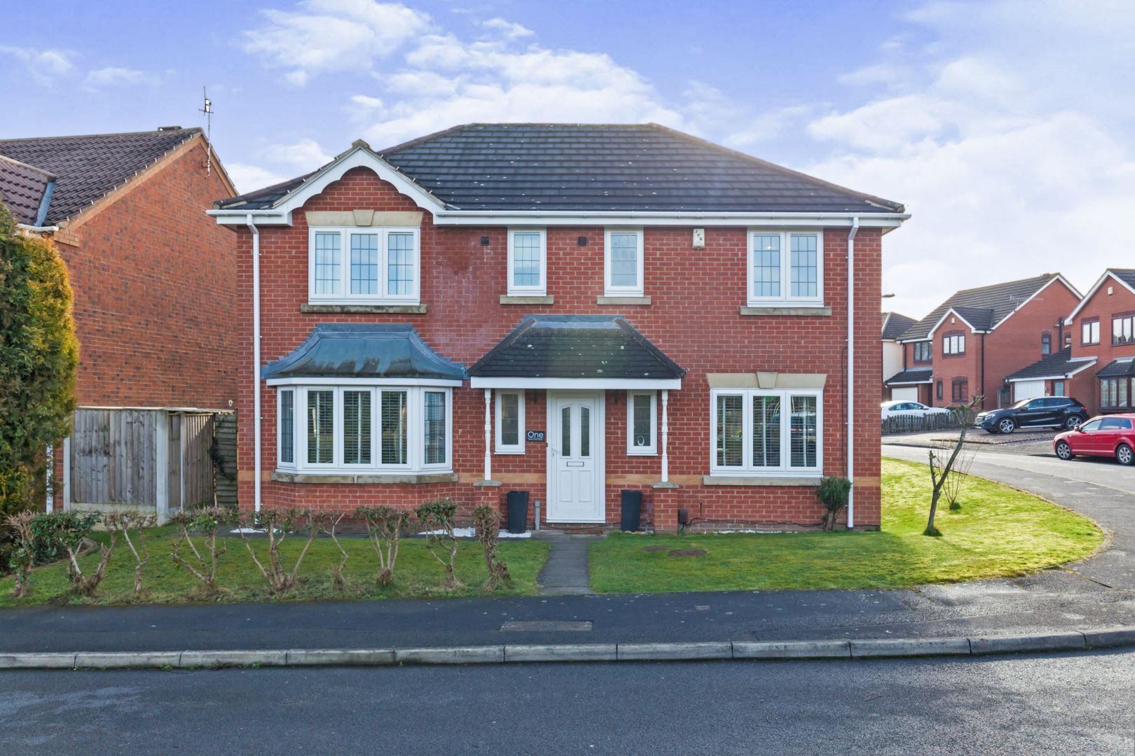 4 bed detached house for sale in Burnt Oak Close, Nuthall NG16 Zoopla