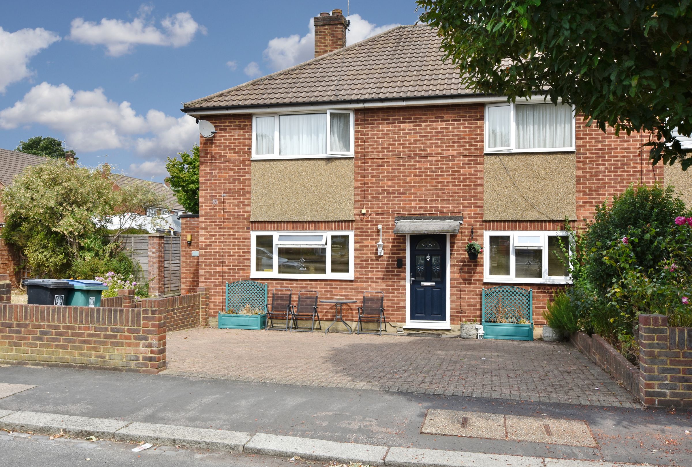 2 bed for sale in Biddenham Court, First Avenue, Watford