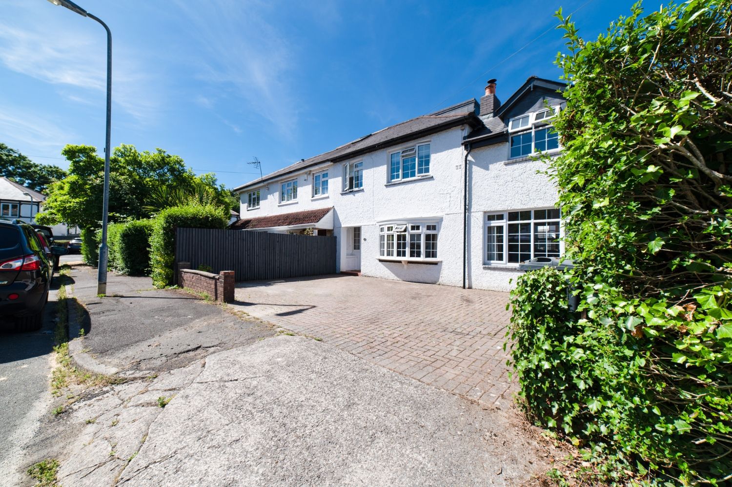 5 bed semidetached house for sale in Brynawelon Road, Cyncoed, Cardiff