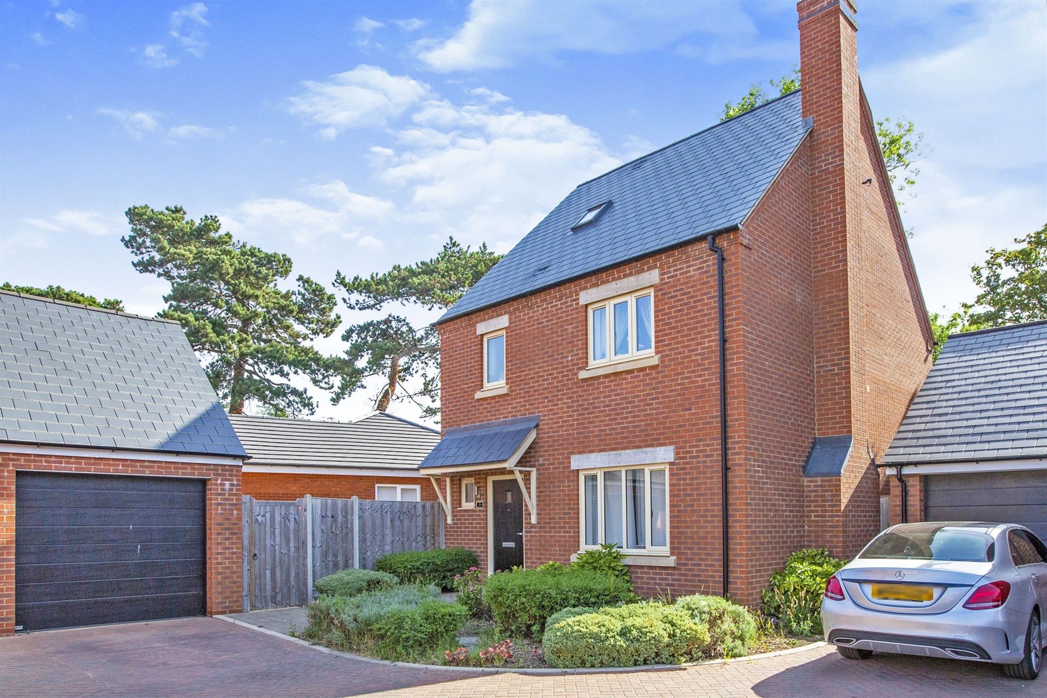 New home, 4 bed detached house for sale in Salter Close, Raunds