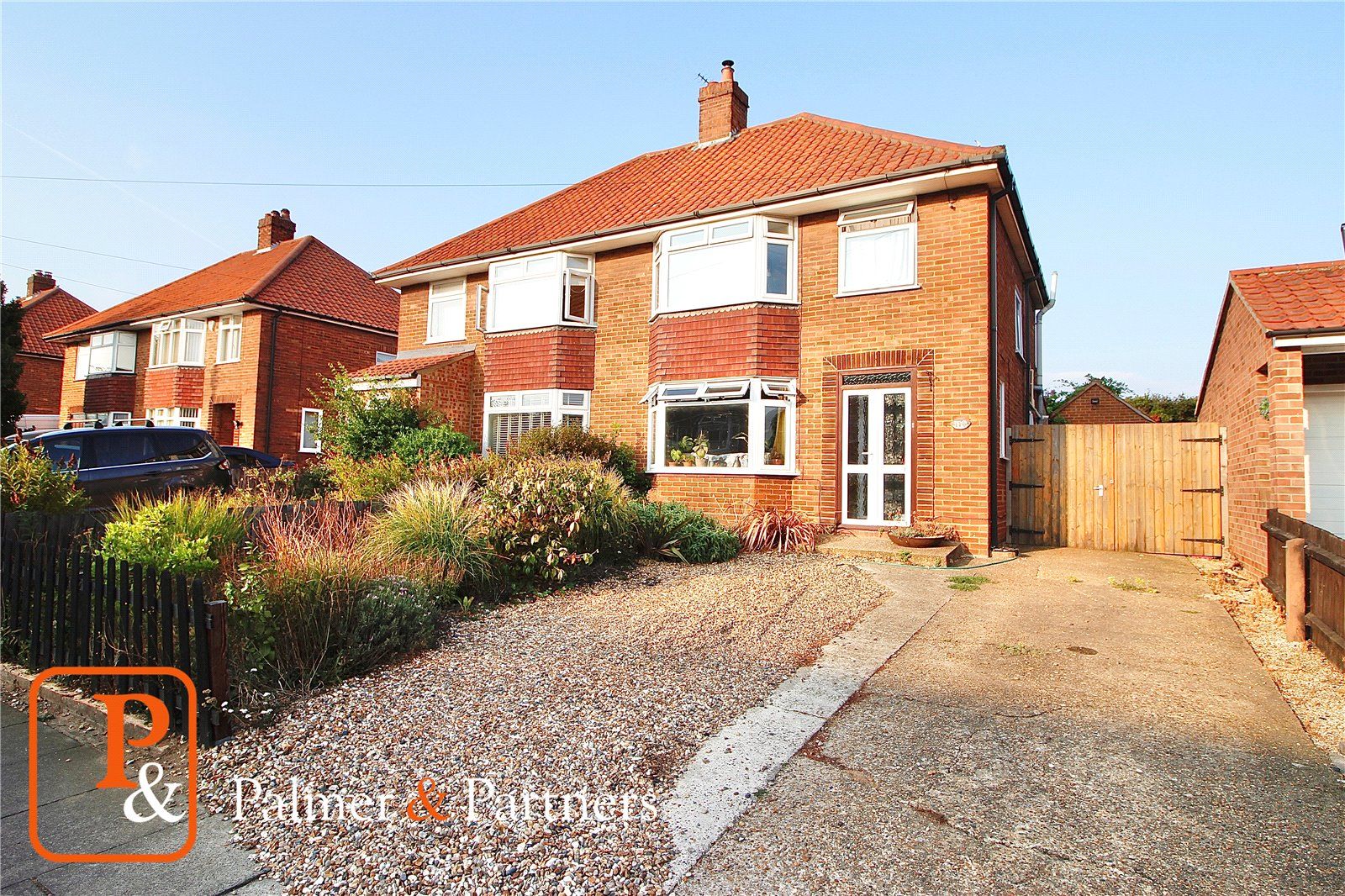 3 bed semidetached house for sale in Highfield Road, Ipswich, Suffolk