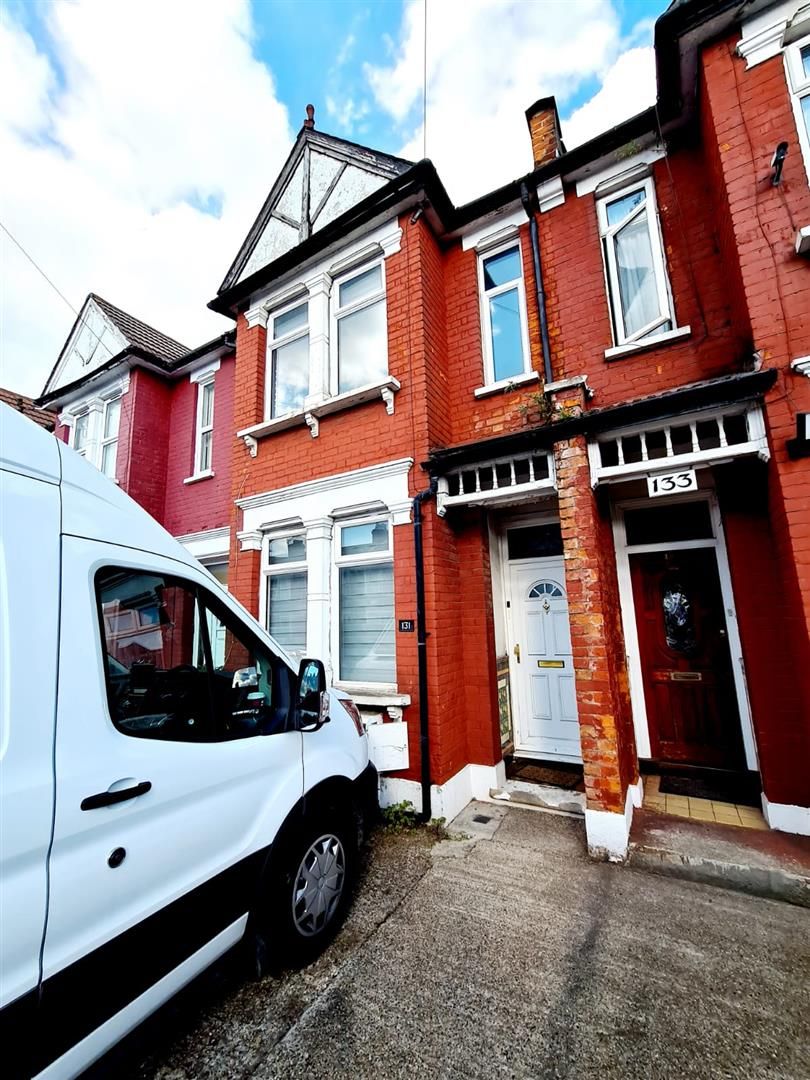 4 bed property to rent in Shelbourne Road, London N17 Zoopla