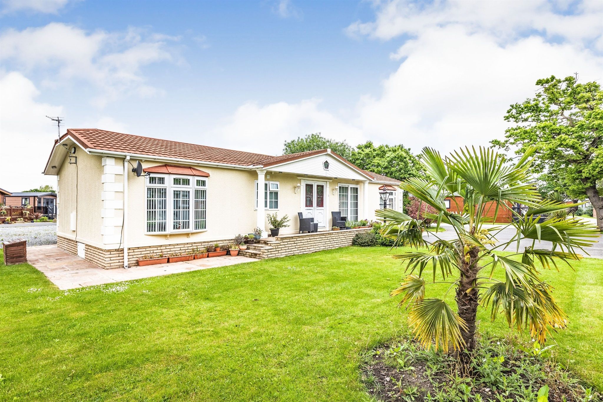 3 bed mobile/park home for sale in Cliffe Country Lodges, Cliffe Common, Selby YO8 Zoopla