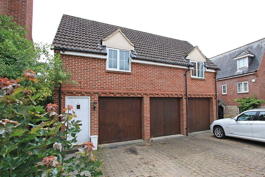 2 bed mews house for sale in Stork House Drive, Lambourn RG17 Zoopla