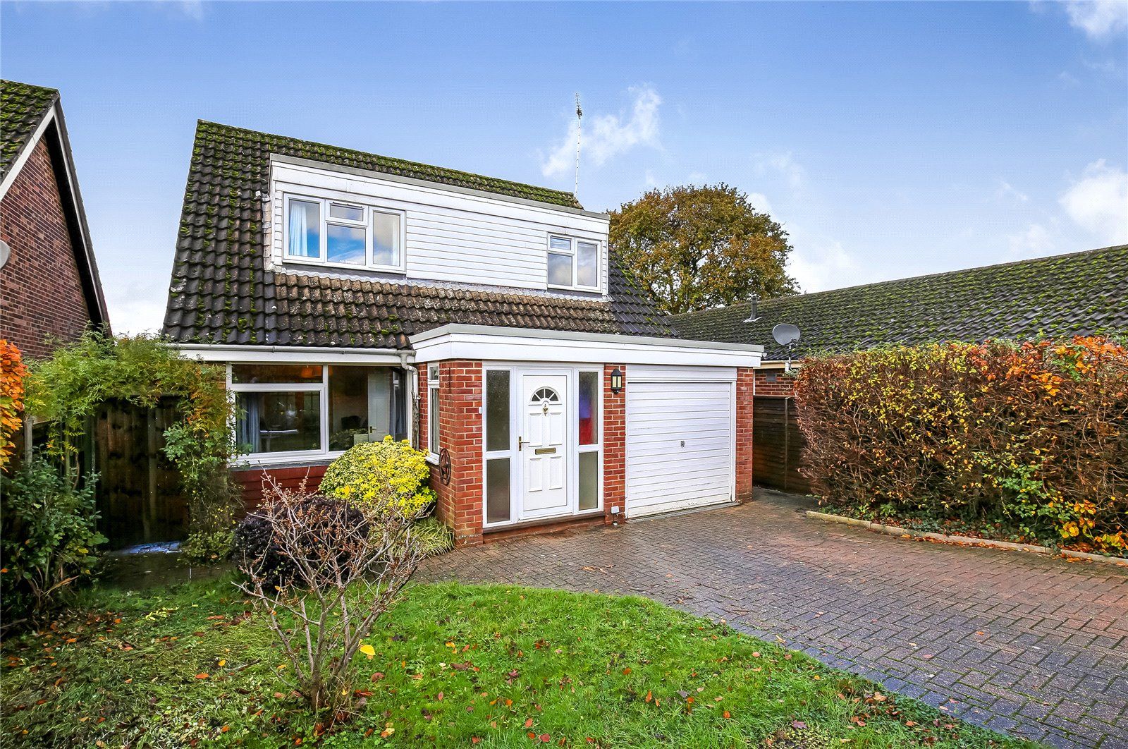 4 bed country house for sale in School Road, West Wellow, Romsey