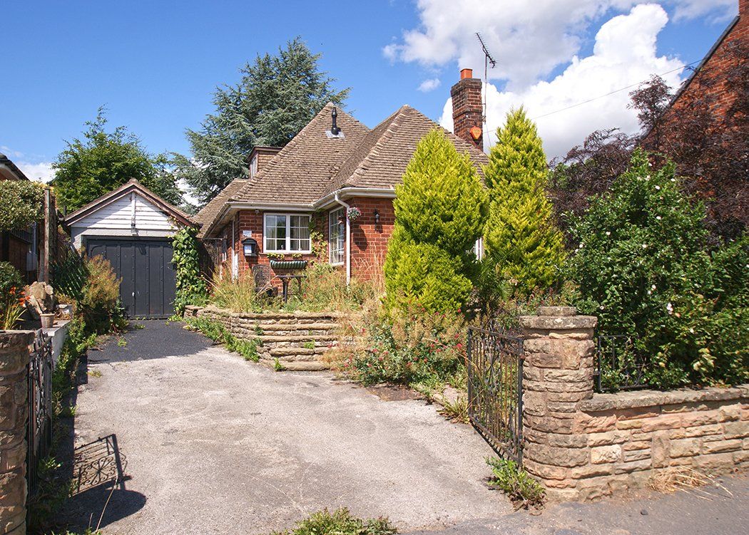 2 bed detached bungalow for sale in Birches Lane, South Wingfield