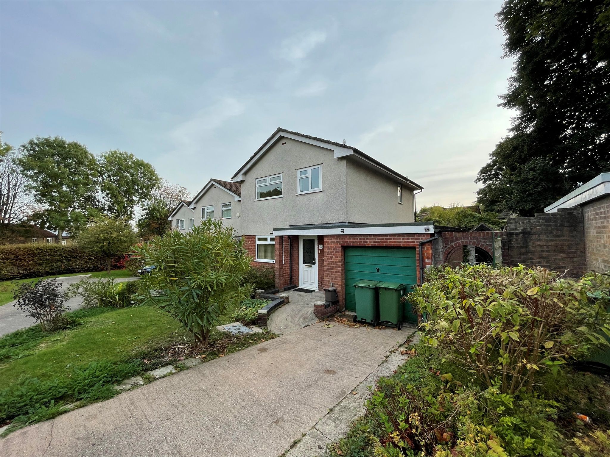 3 bed linkdetached house for sale in Orchard Park, St. Mellons