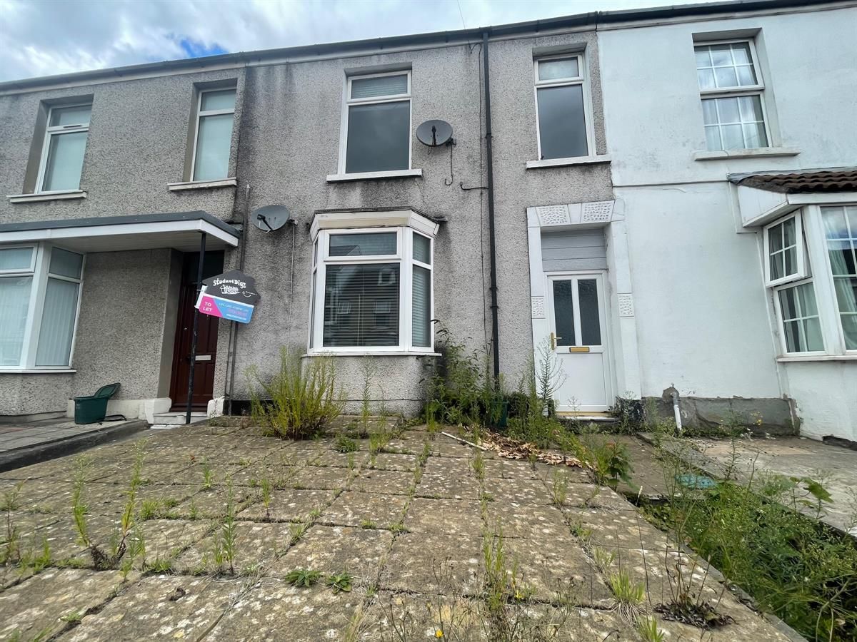 4 bed flat for sale in King Edwards Road, Swansea SA1 Zoopla