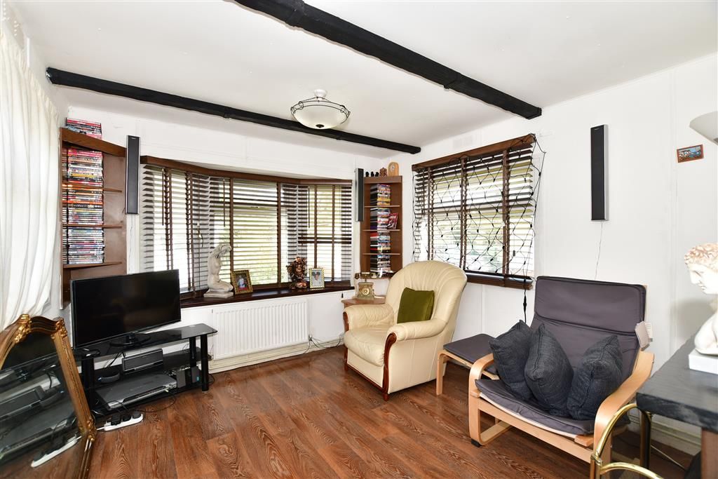 1 bed mobile/park home for sale in East Hill Road, Knatts Valley