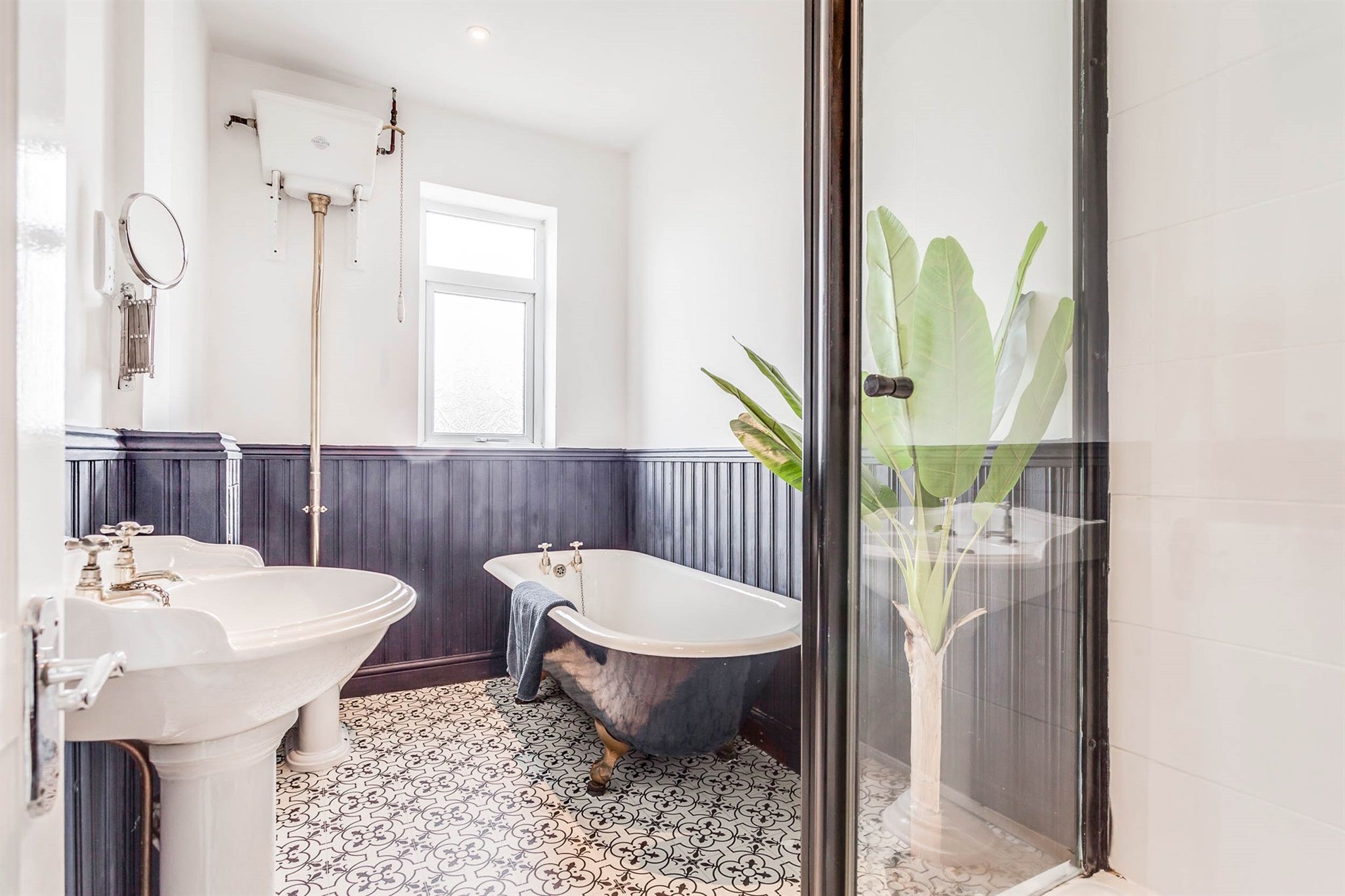 3 bed end terrace house for sale in Rooks Nest Road, Stanley, Wakefield