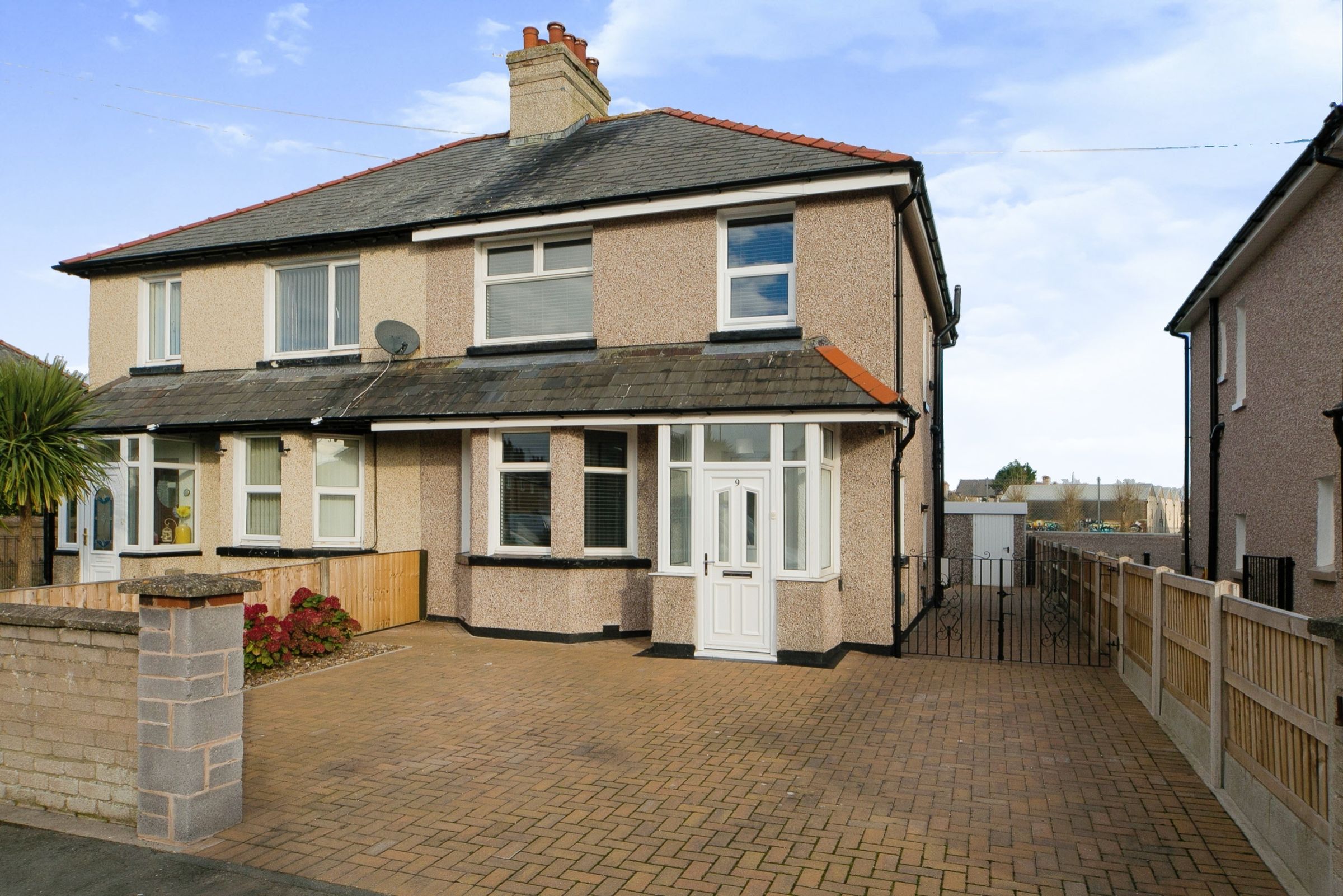 3 bed semidetached house for sale in Kings Avenue, Llandudno, Conwy
