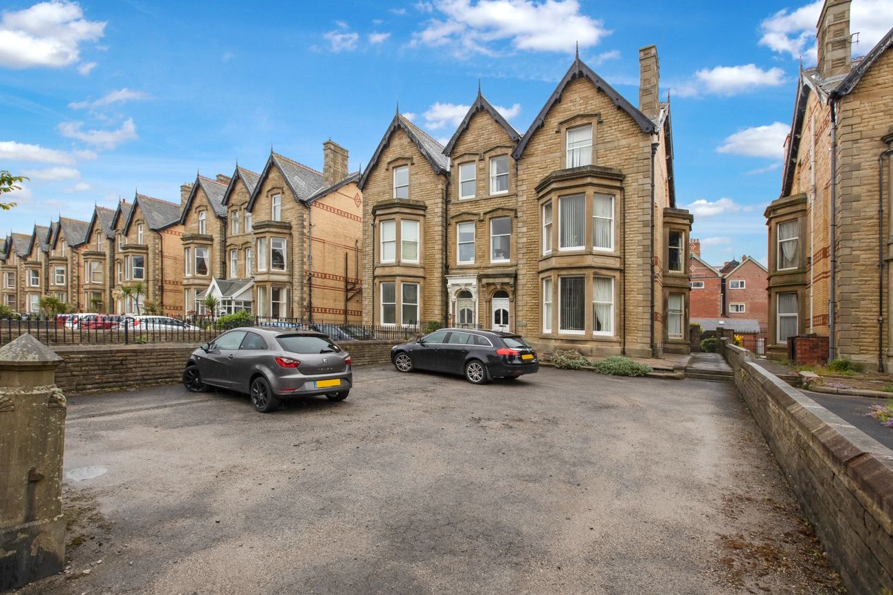 12 bed semidetached house for sale in Clifton Drive North, Lytham St