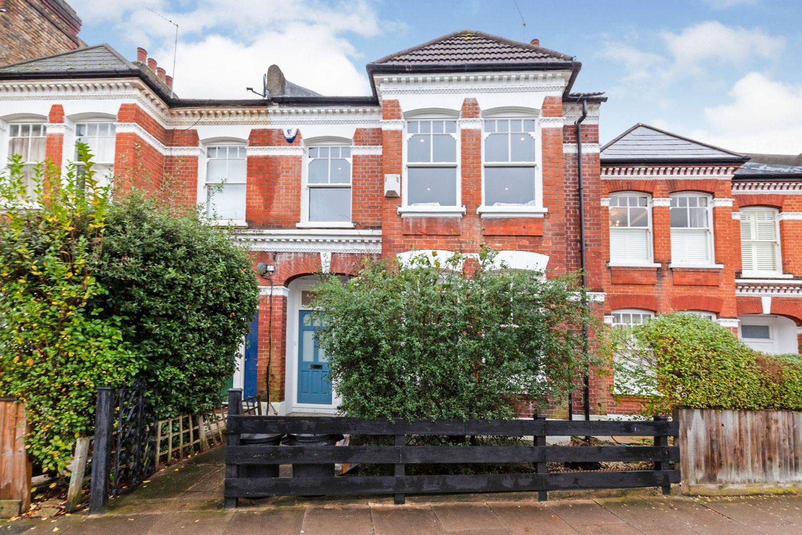 Wix's Lane, Clapham Common SW4  