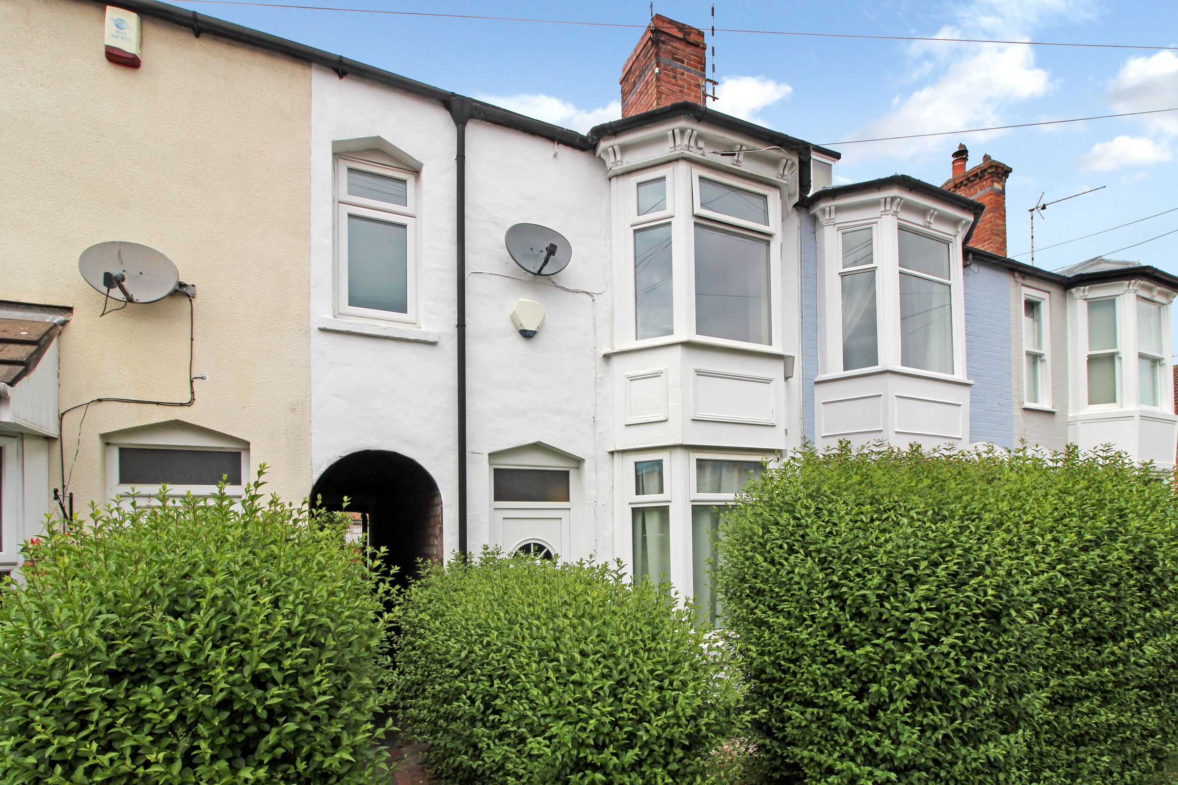 4 bed terraced house for sale in Clinton Street, Beeston, Nottingham