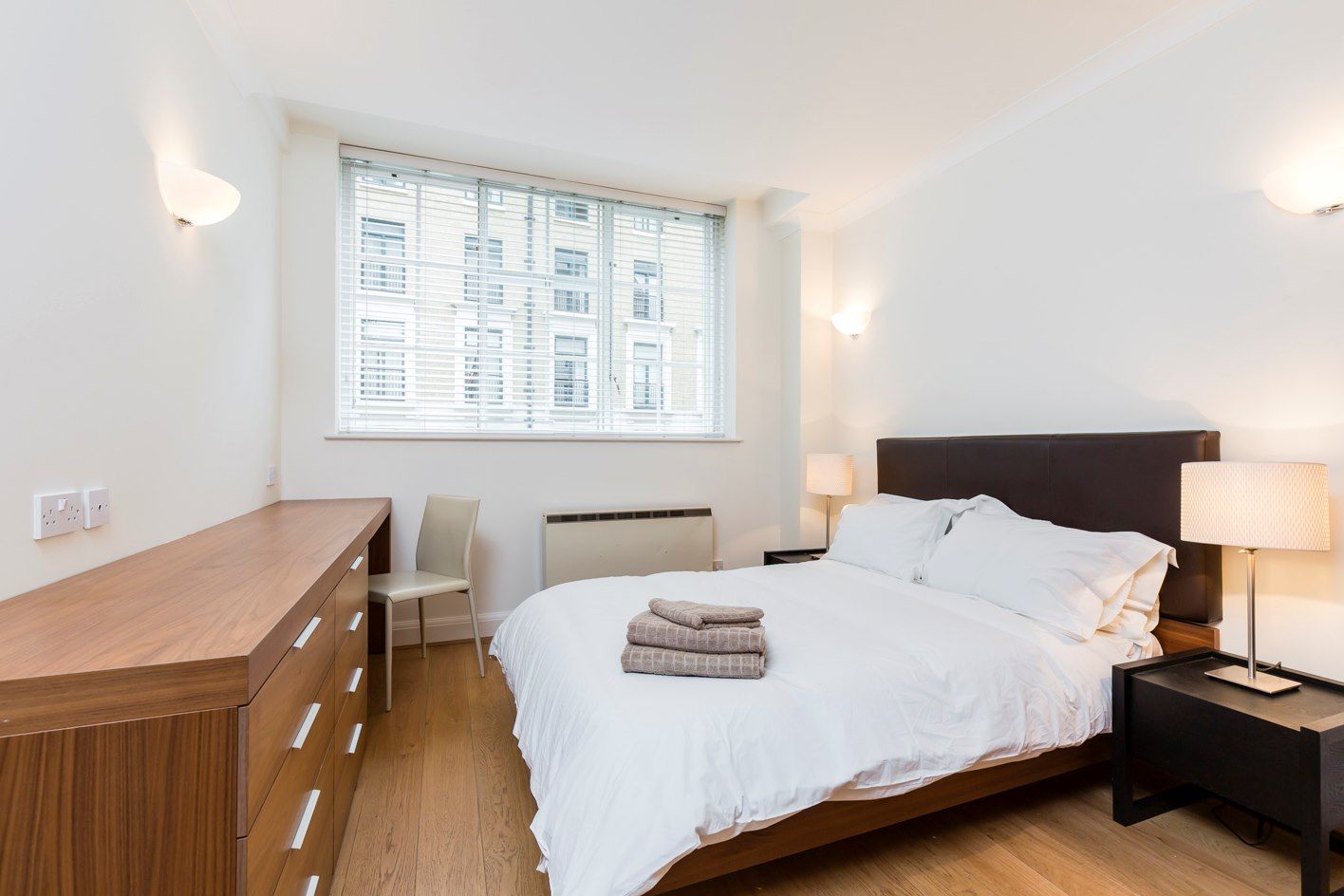 1B Belvedere Road, County Hall, County Hall SE1  