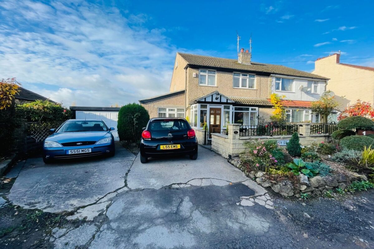 3 bed semidetached house for sale in Ripley Street, Riddlesden