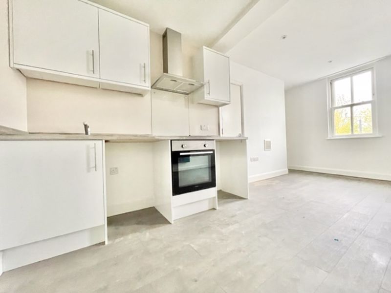 1 bed flat to rent in New Cross Road, London SE14 Zoopla