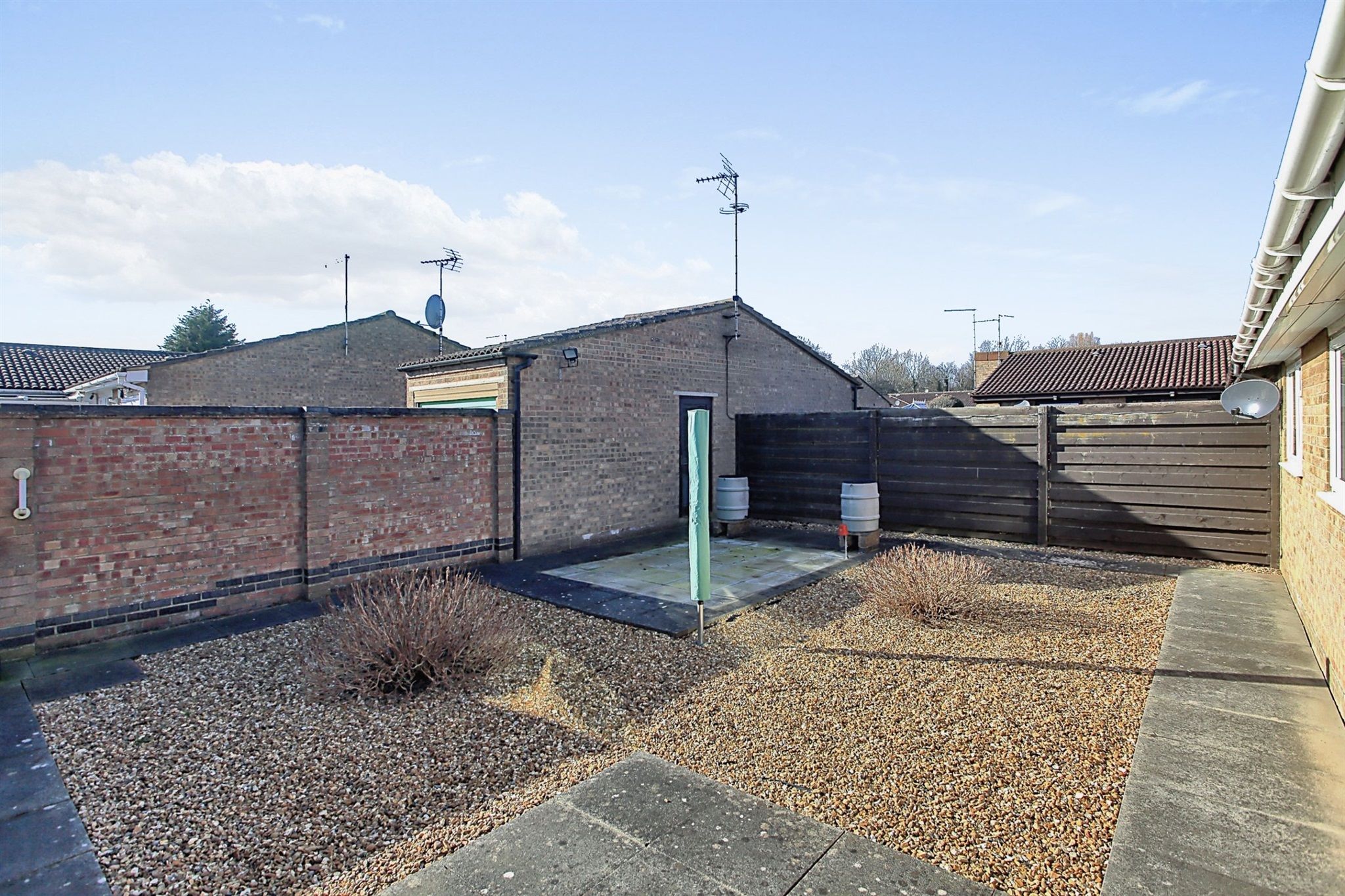 3 bed bungalow for sale in Finchfield, Peterborough PE1 - Zoopla